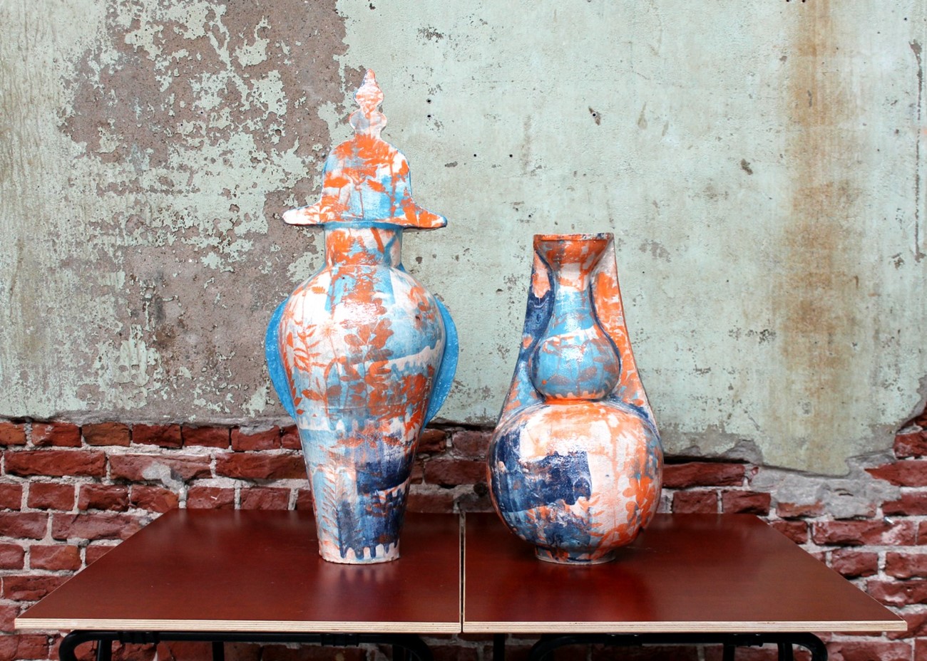 — Delft Double, 85 x 37 x 37 cm, glazed Stoneware (2022)