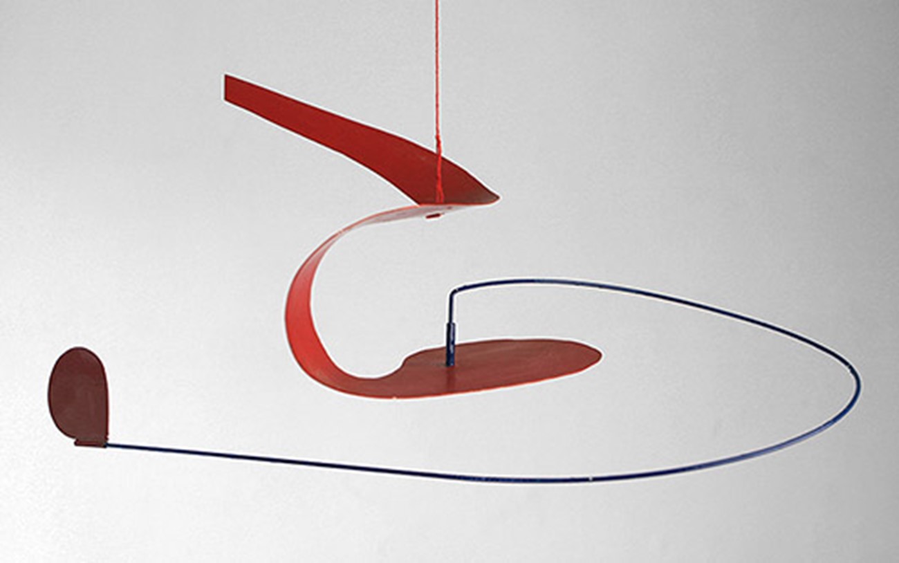 Mobiles — Rund drejeskulptur (Round Mobile), 1986, Iron and Aluminium, 60 cm diameter