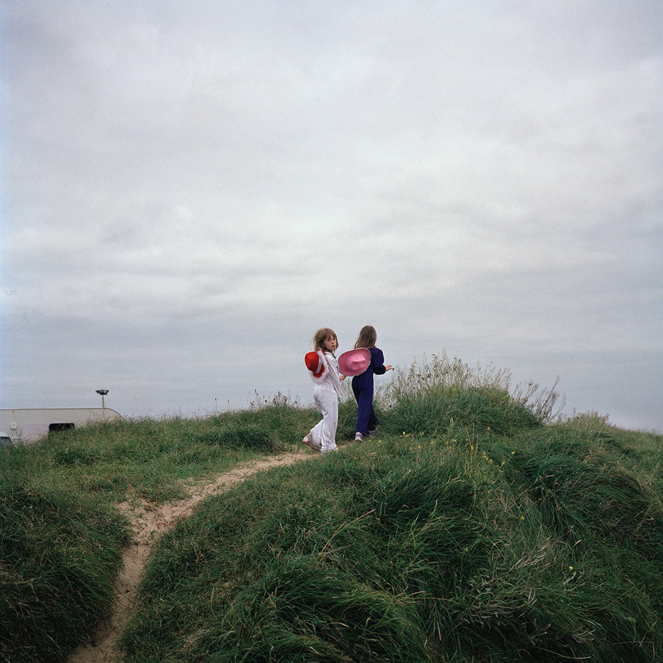 The dune, Elvis festival, Porthcawl Wales, 2014, C-print , 50 x 50 cm , 5 ed.